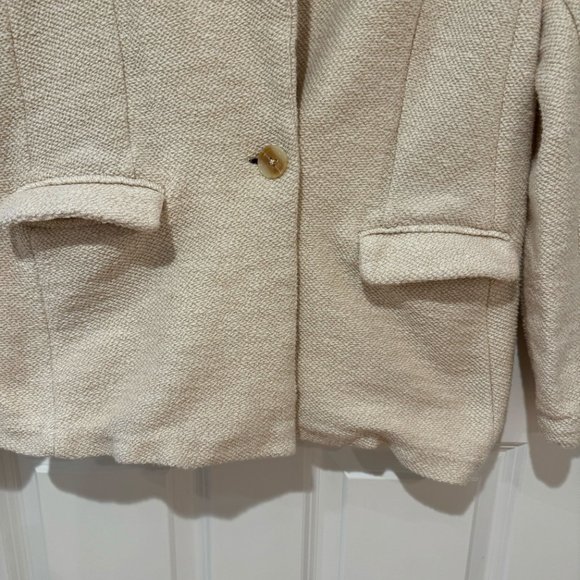 Sanctuary x Anthropologie Cream Light Weight Blazer - Size Medium - Picture 4 of 9